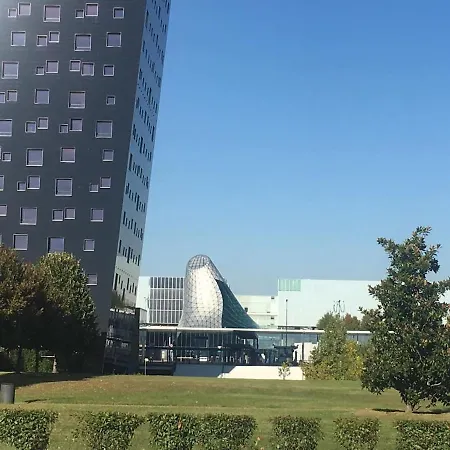 Fieramilano Apartment Перо